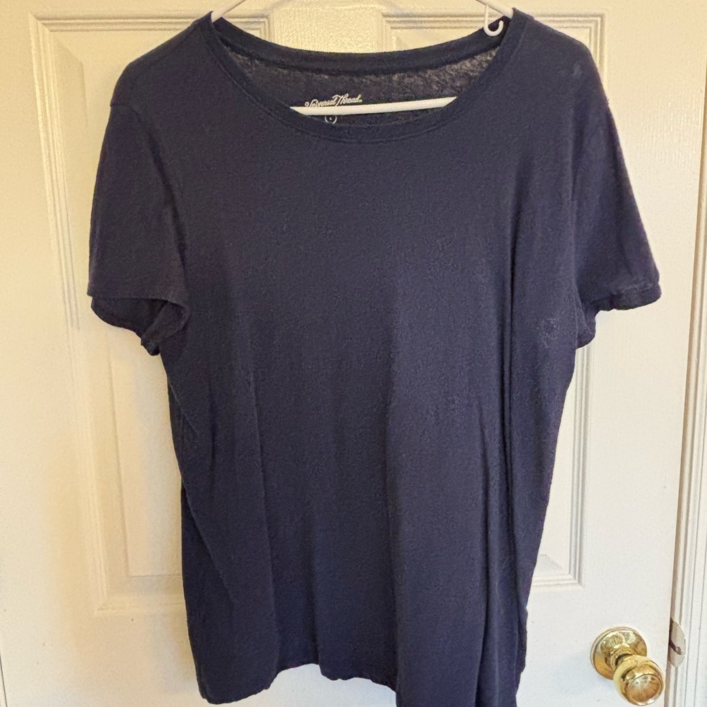 #2 T-Shirts : Universal Thread Dark Blue/Grey Crew Neck